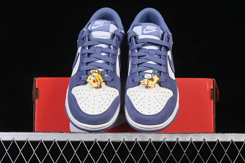 All Categories Nk SB Dunk Series Nk SB Dunk Low Low-top sneakers Nike SB Dunk Low Year of the Horse Blue and White Low-top casual sneakers IB4417-103